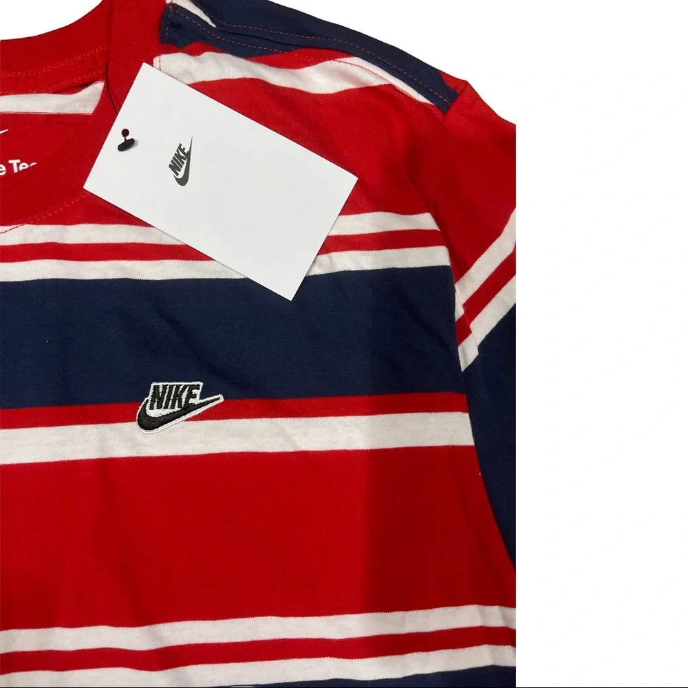 Mens NIKE shirt small red striped‎ WR
